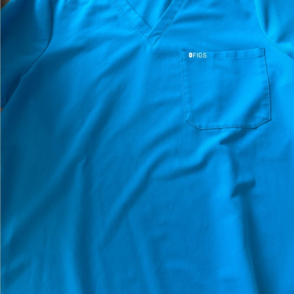 Figs Vibrant Blue V-Neck Scrub Top